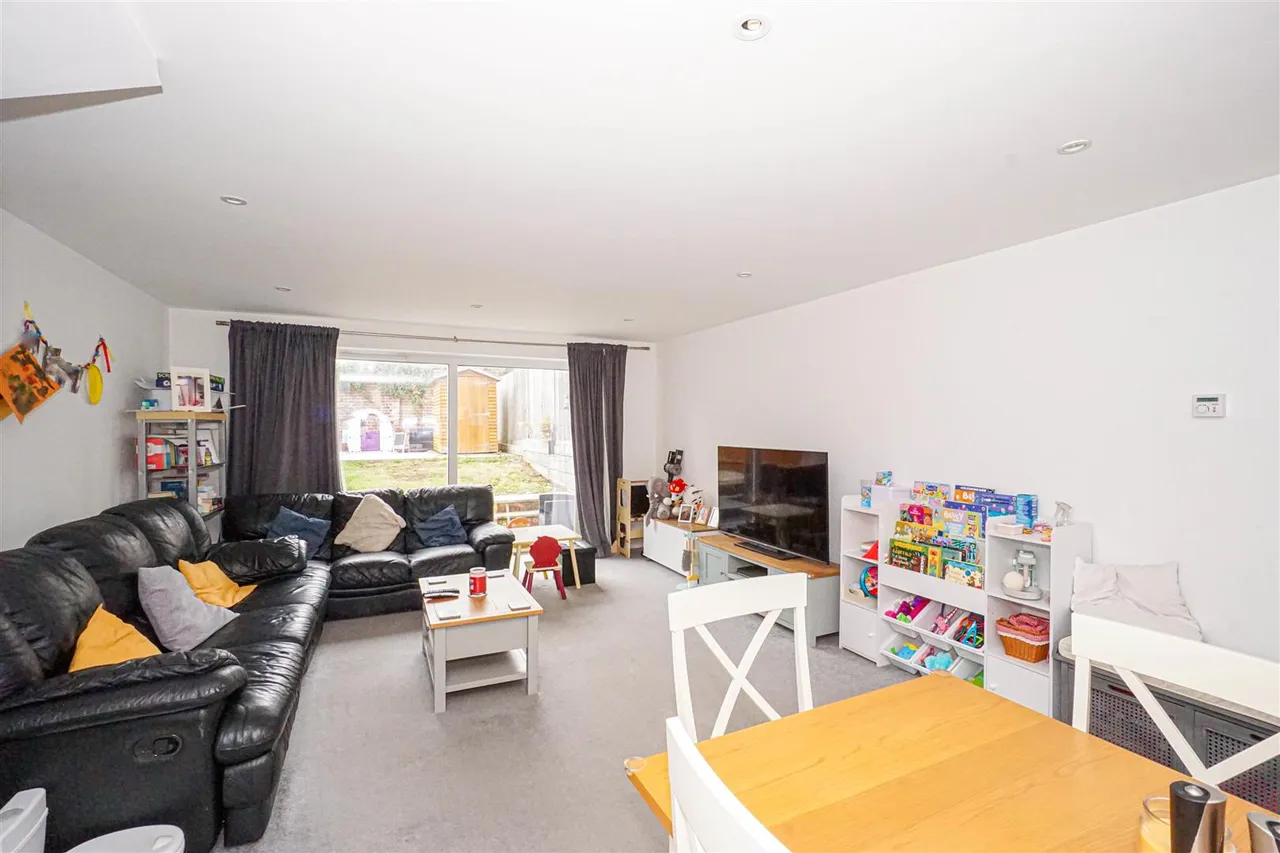 Little Acres Way, Hastings, photo 14