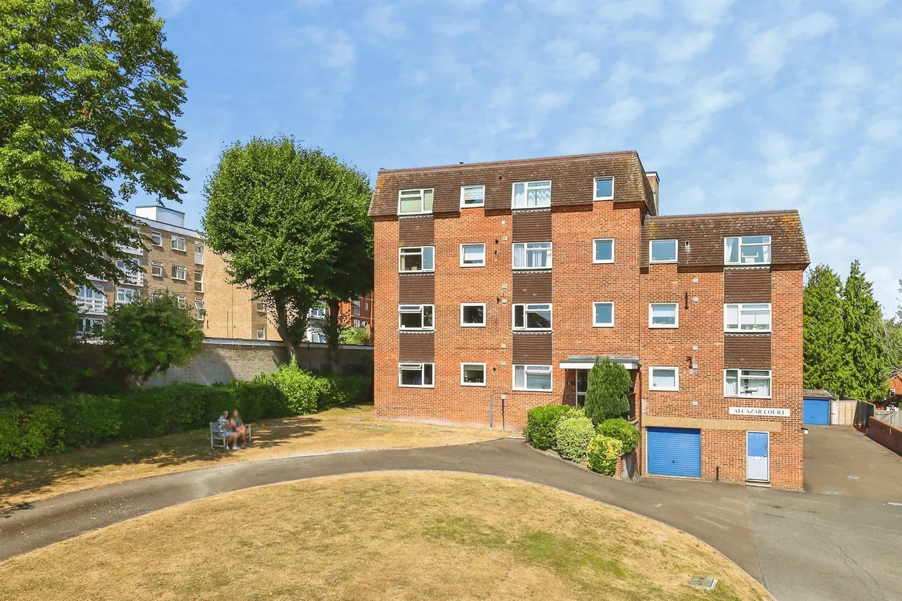 Arundel Road, Eastbourne, photo 10