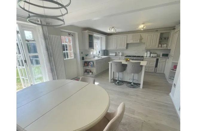 Nicolson Drive, Leighton Buzzard, photo 4