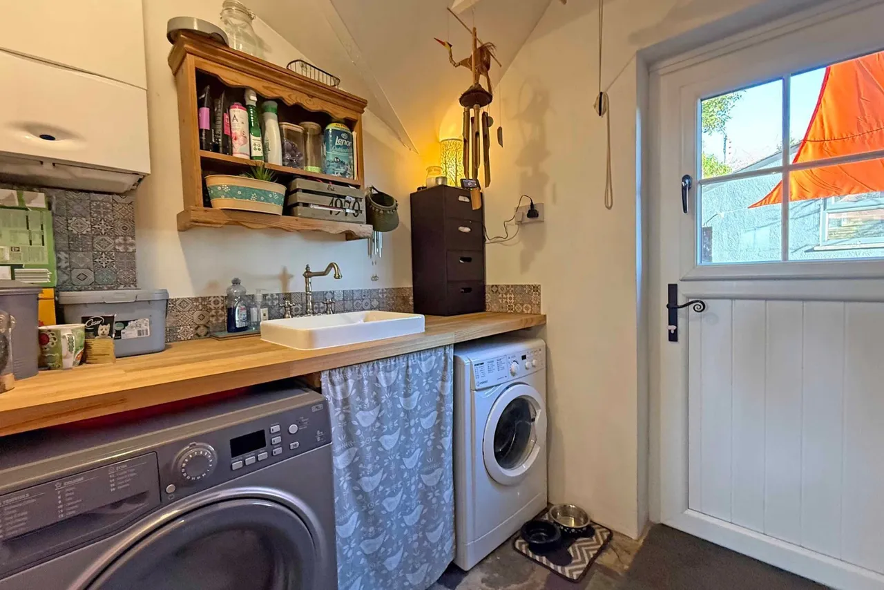 Llanaelhaearn, Caernarfon, LL54, photo 16
