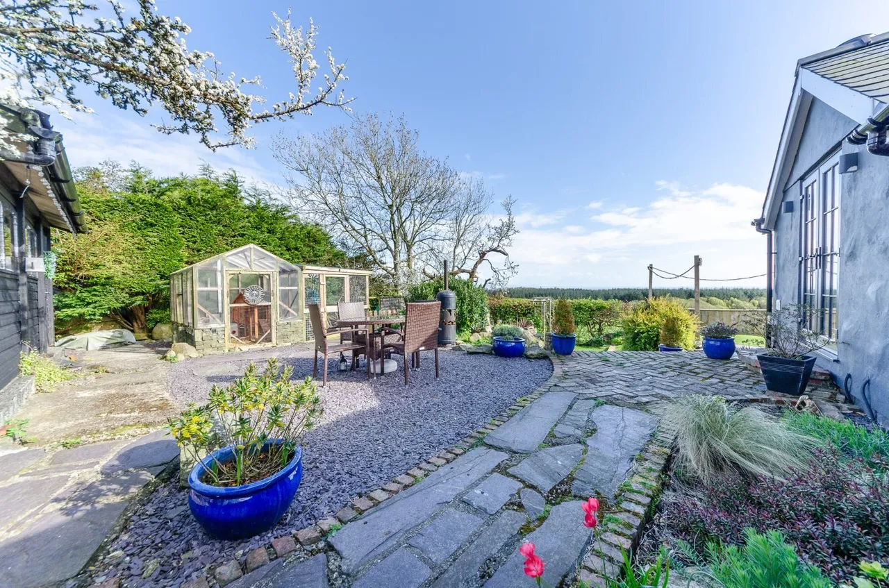 Llanaelhaearn, Caernarfon, LL54, photo 3
