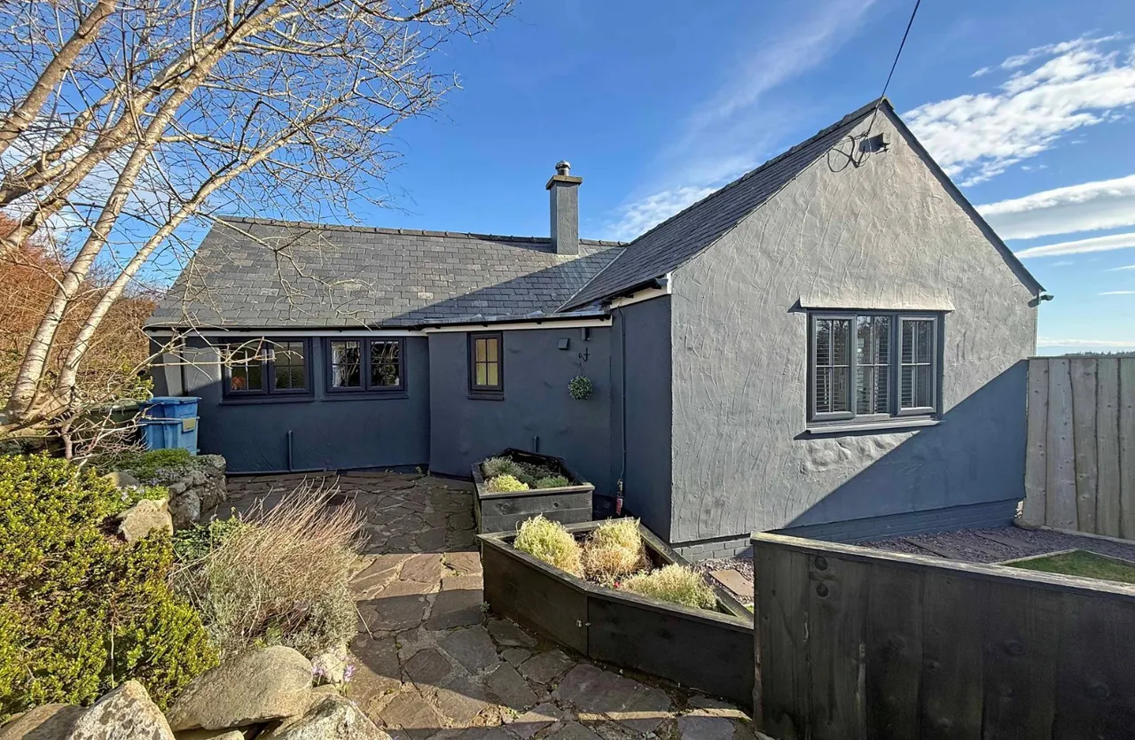 Llanaelhaearn, Caernarfon, LL54, photo 13