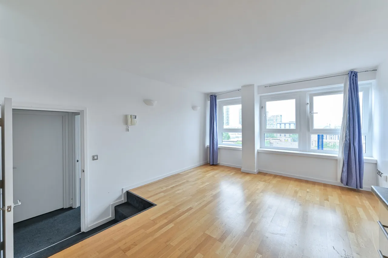 421 The Vista Building, 30 Calderwood Street, London, photo 4