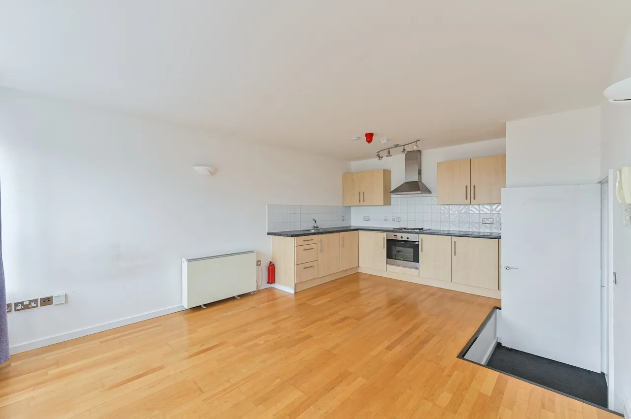 421 The Vista Building, 30 Calderwood Street, London, photo 2