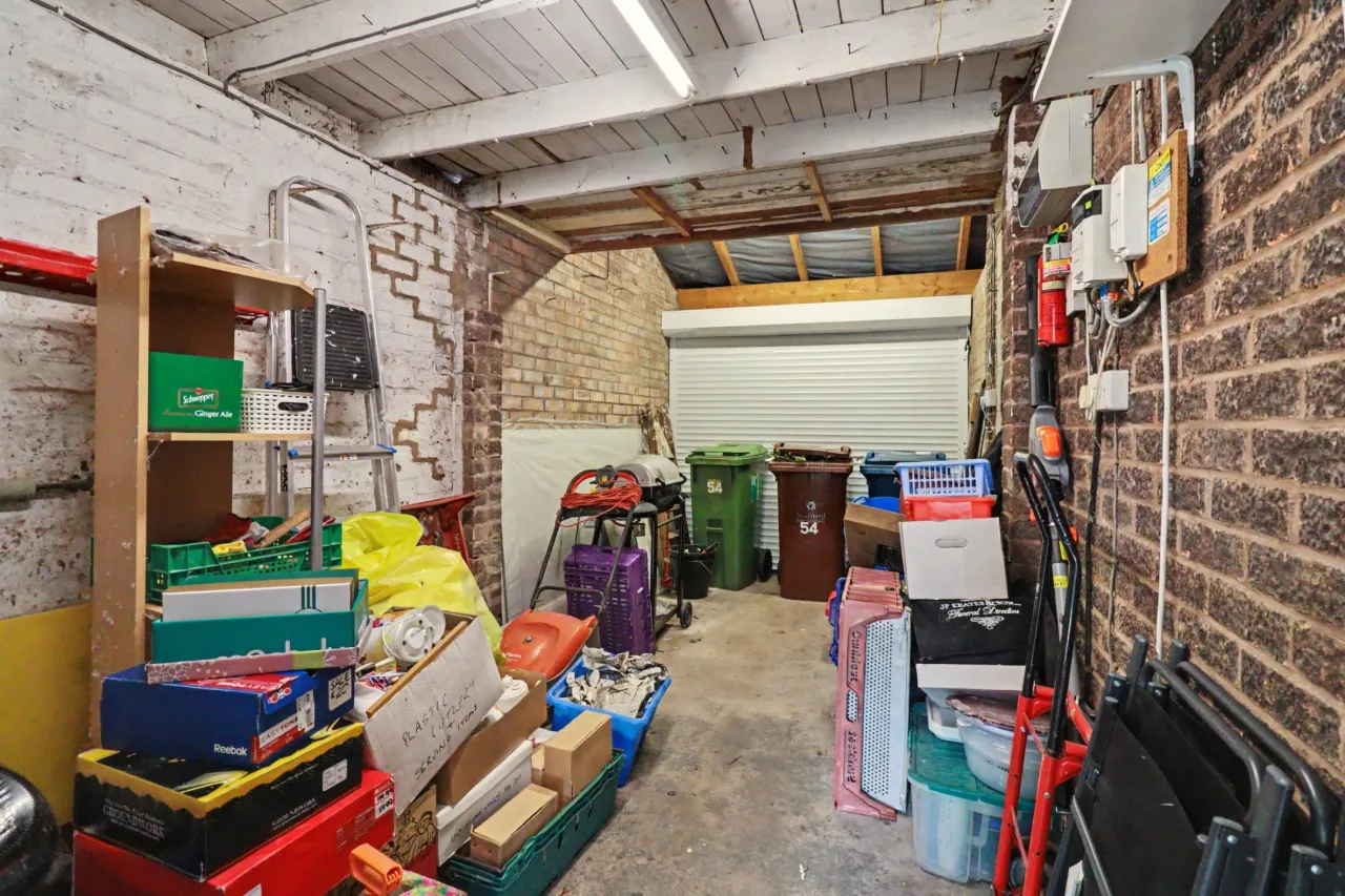 Brookhouse Way, Stafford, photo 6