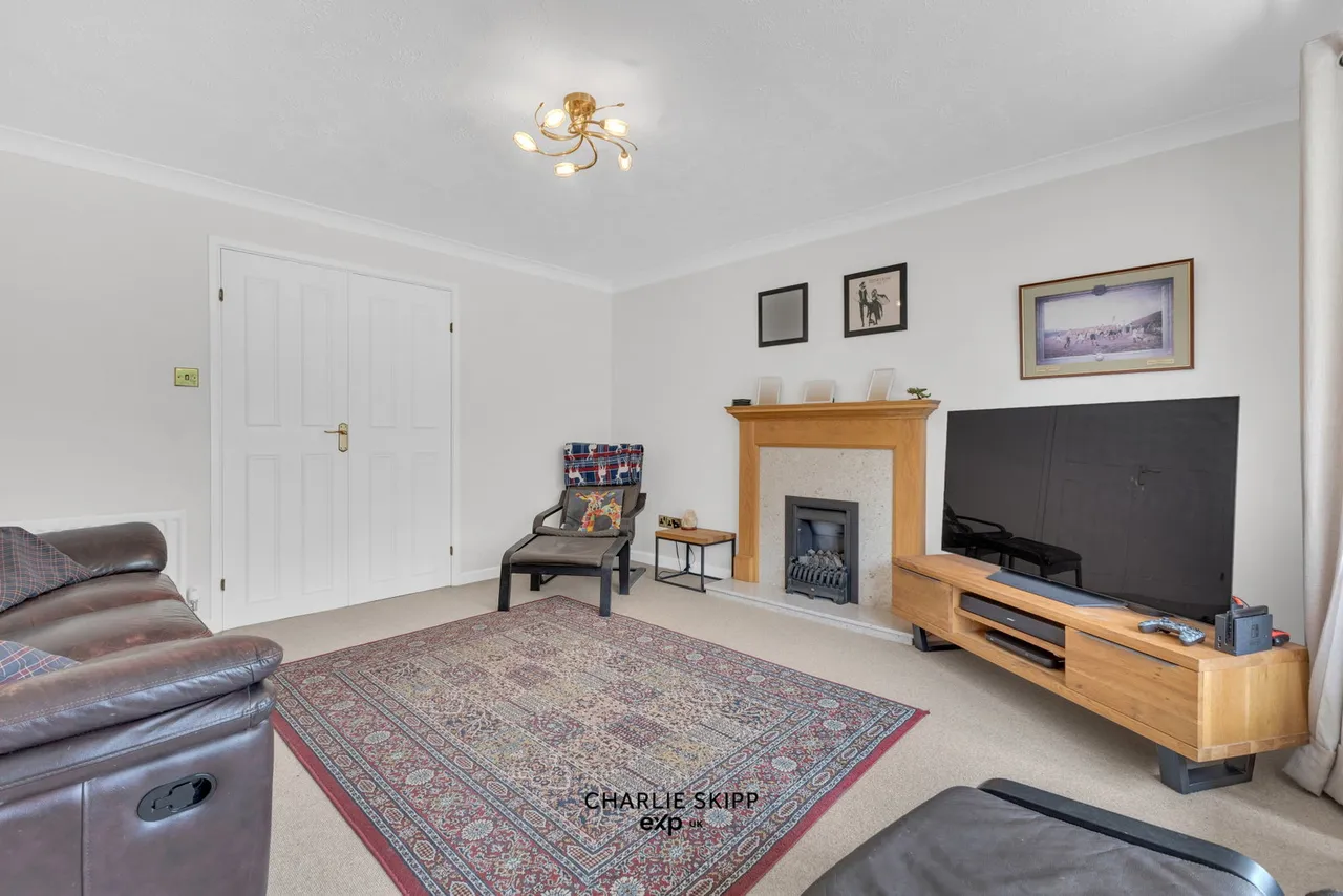 Meadow Croft, Lichfield, WS13 8LE, photo 2