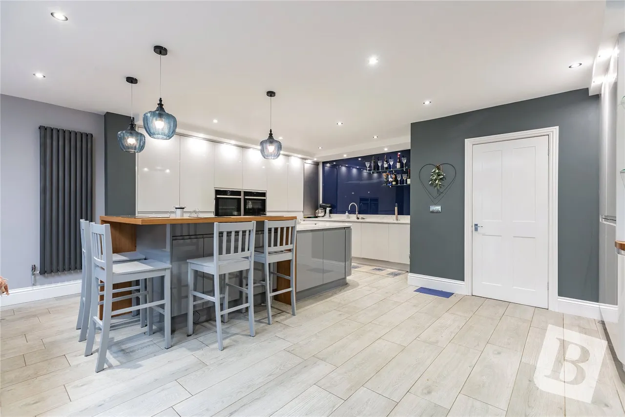 Upminster, RM14, photo 4