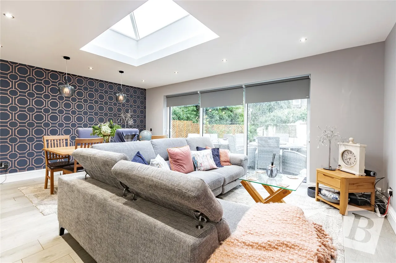 5 bed house for sale, Upminster, RM14