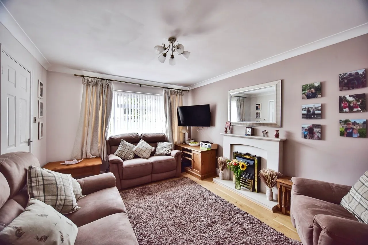 Whitebeam Drive, MAIDSTONE, Kent, ME17, photo 3