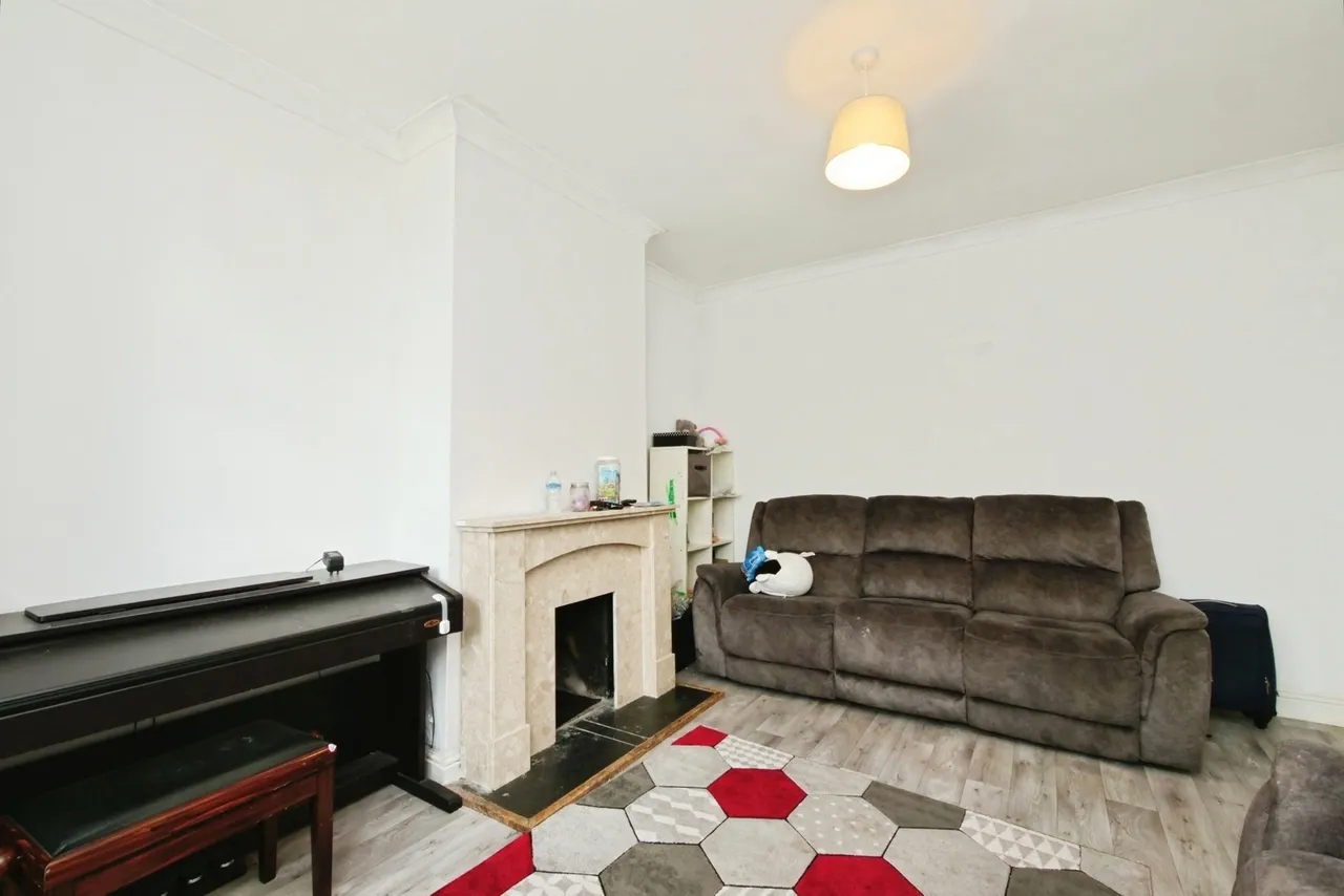 Askham Lane, York, North Yorkshire, YO24, photo 13