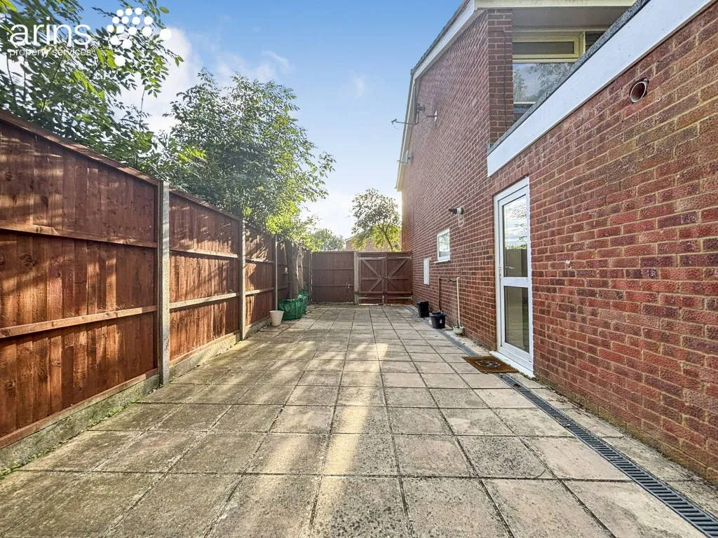 Devitt Close, Reading, RG2, photo 12