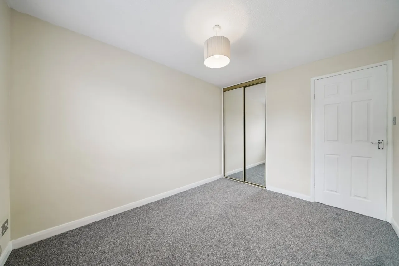 Ryat Green, Newton Mearns, G77, photo 8