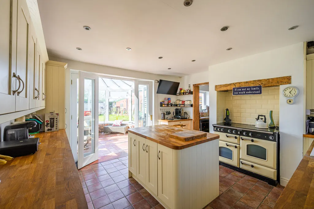 Audlem Road, Woore, photo 4