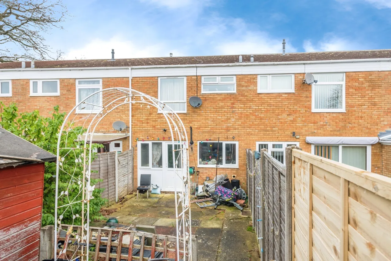 Austen Crescent, Swindon, Wiltshire, SN3, photo 10
