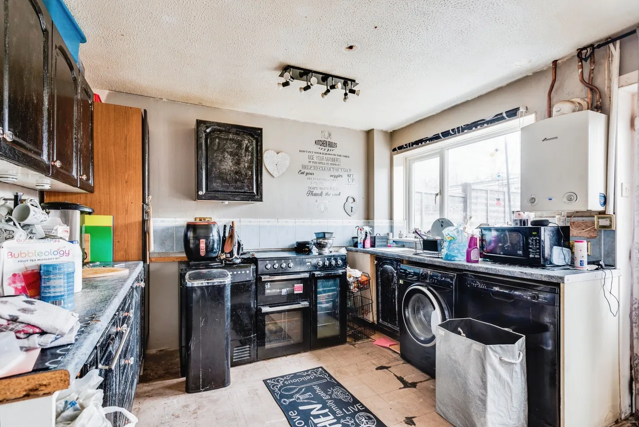 Austen Crescent, Swindon, Wiltshire, SN3, photo 6