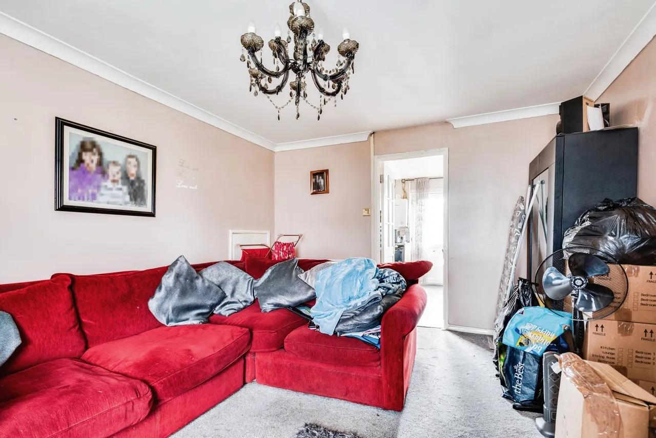 Austen Crescent, Swindon, Wiltshire, SN3, photo 5