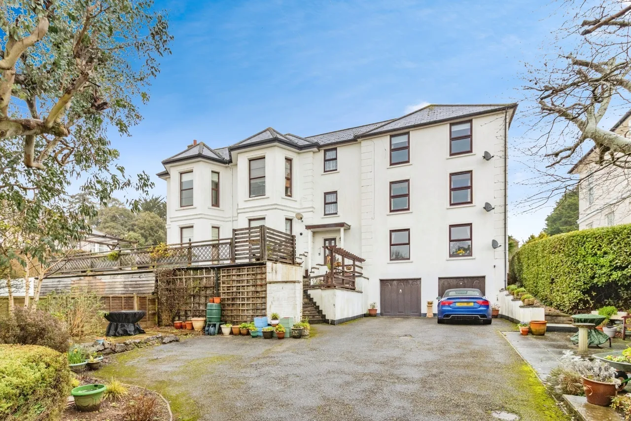 2 bed flat for sale, Second Drive, Teignmouth, TQ14