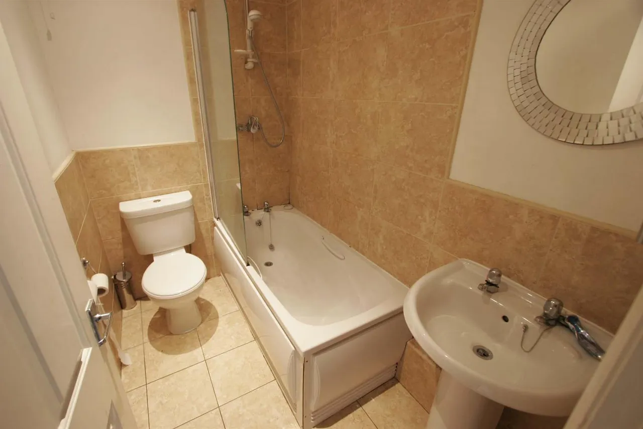 Winston Mount, Headingley, LS6, photo 9