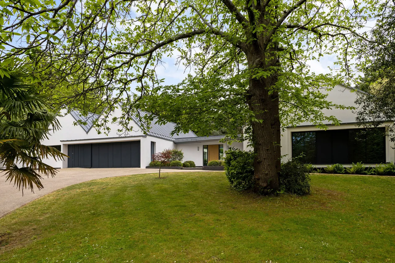 Wellington Avenue, Virginia Water, GU25, photo 20