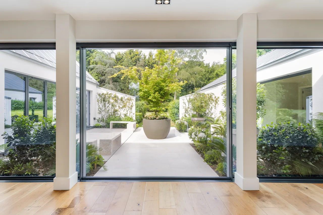 Wellington Avenue, Virginia Water, GU25, photo 11
