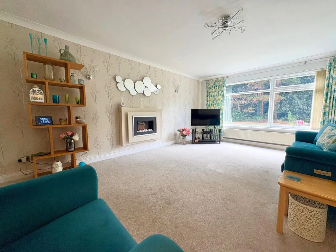 The Avenue, BH13, photo 5