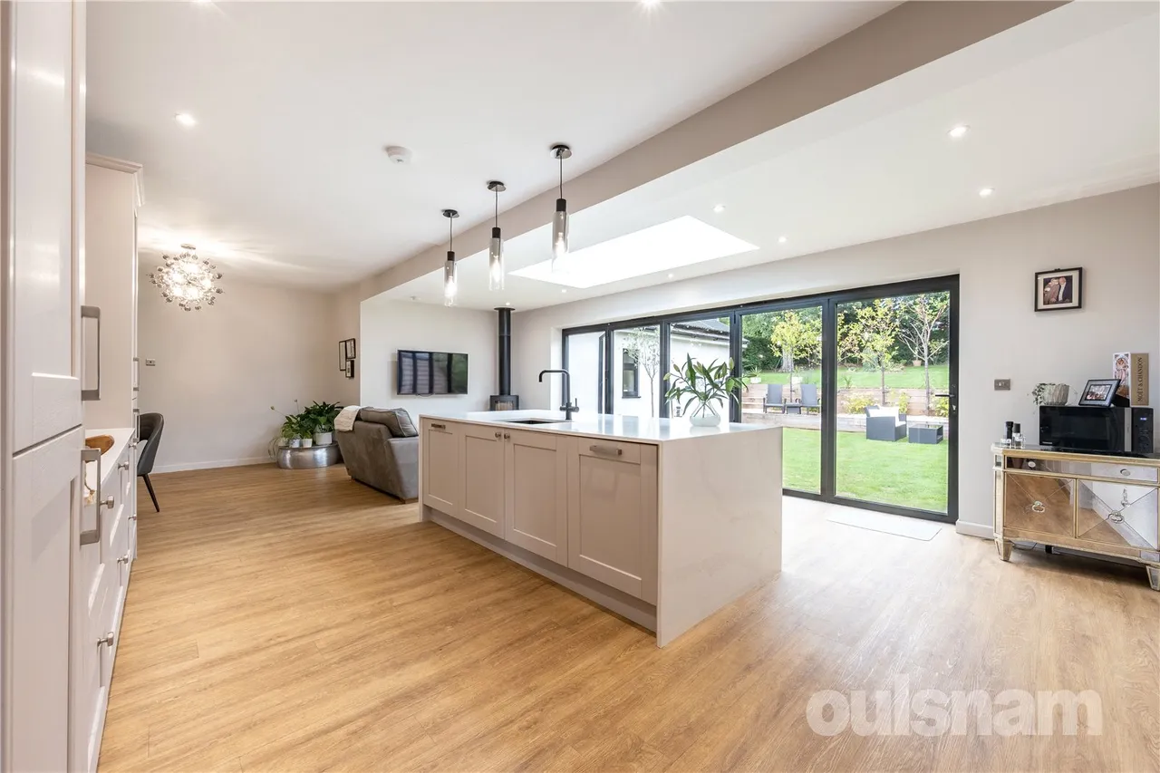 Station Road, Blackwell, Bromsgrove, Worcestershire, B60 1QB, photo 4
