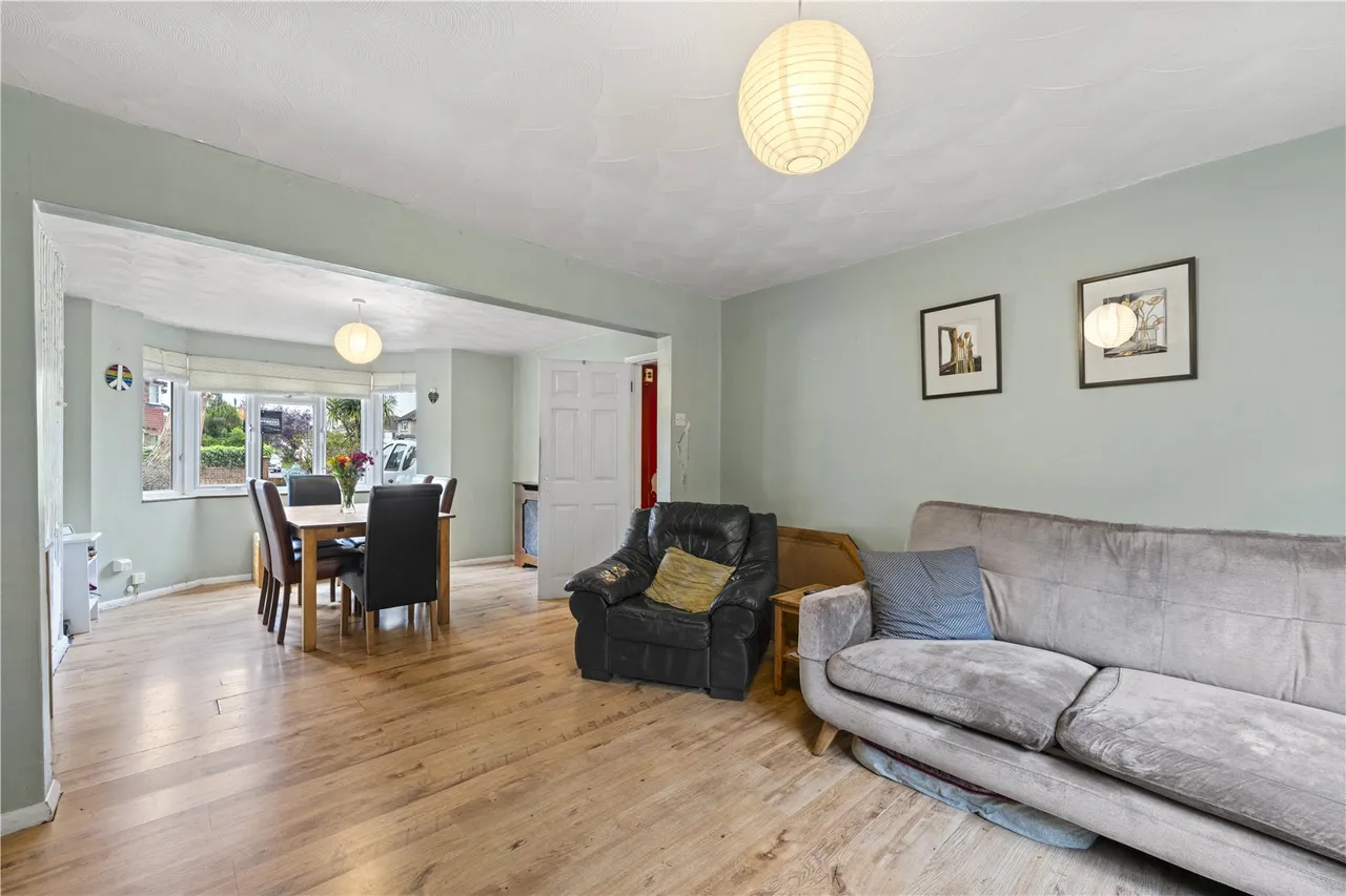 Green Close, Hanworth, TW13 6TJ, photo 3