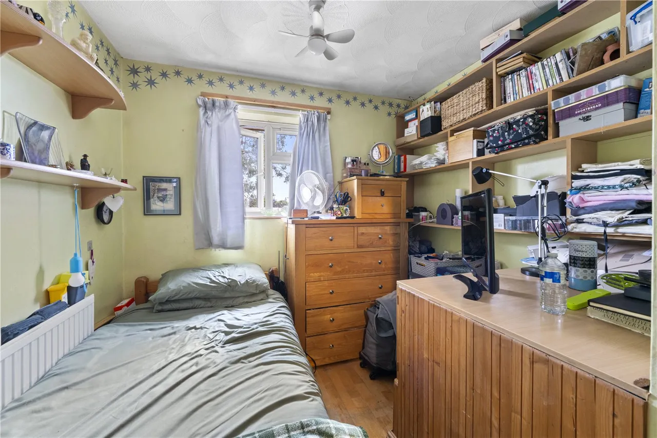 Green Close, Hanworth, TW13 6TJ, photo 10