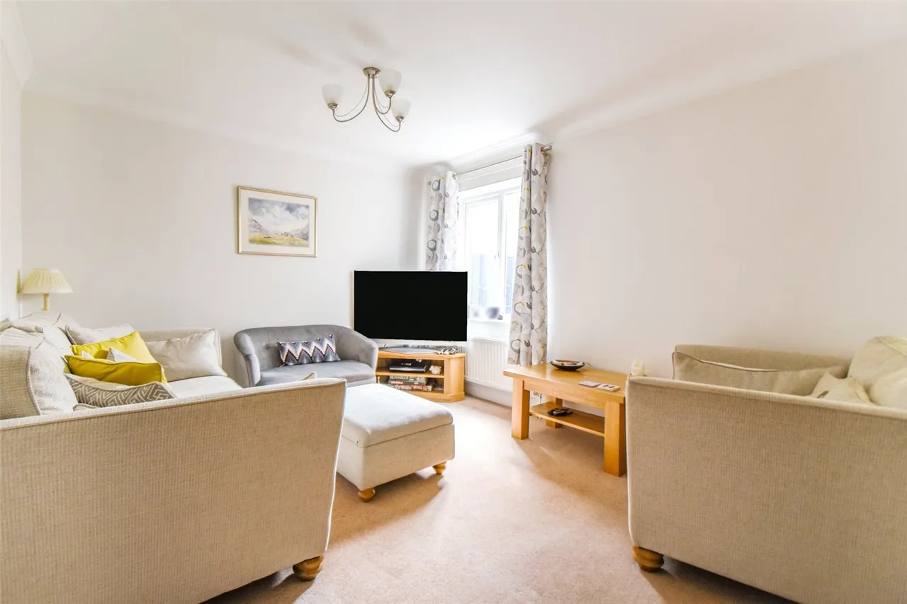 Vetch Field, Hook, Hampshire, RG27 9SL, photo 11