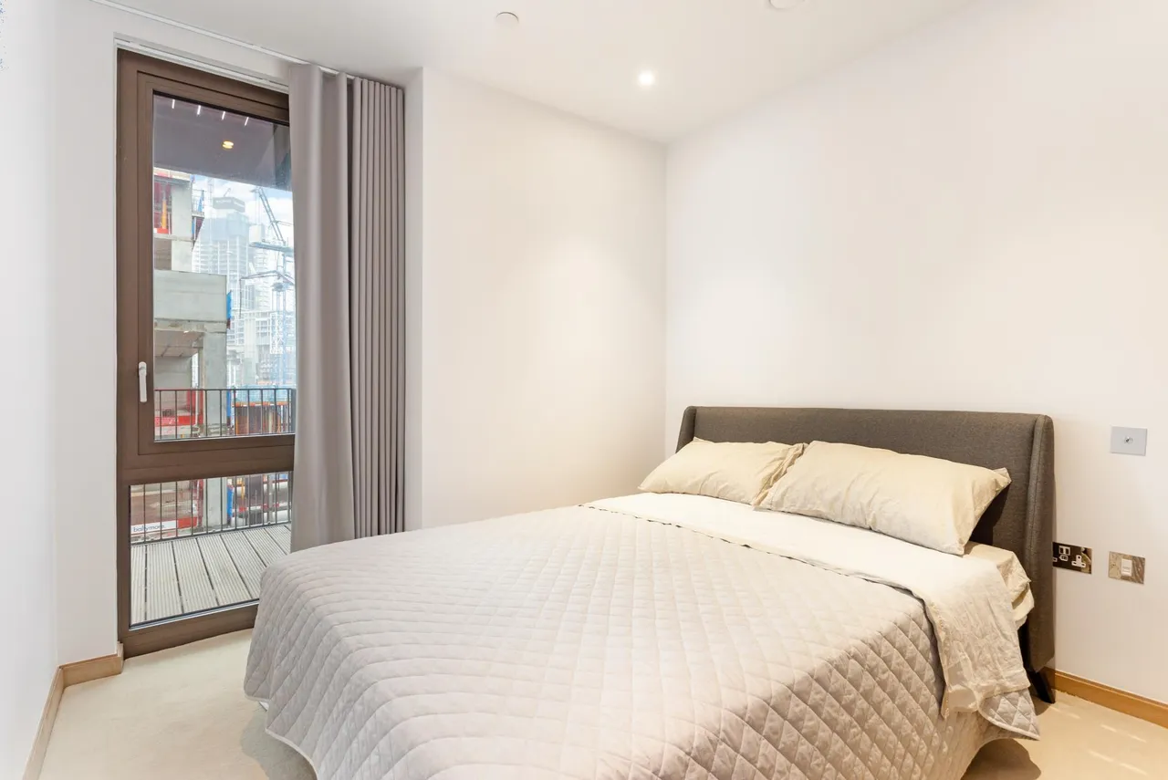 Embassy Gardens, Nine Elms, SW11, photo 6