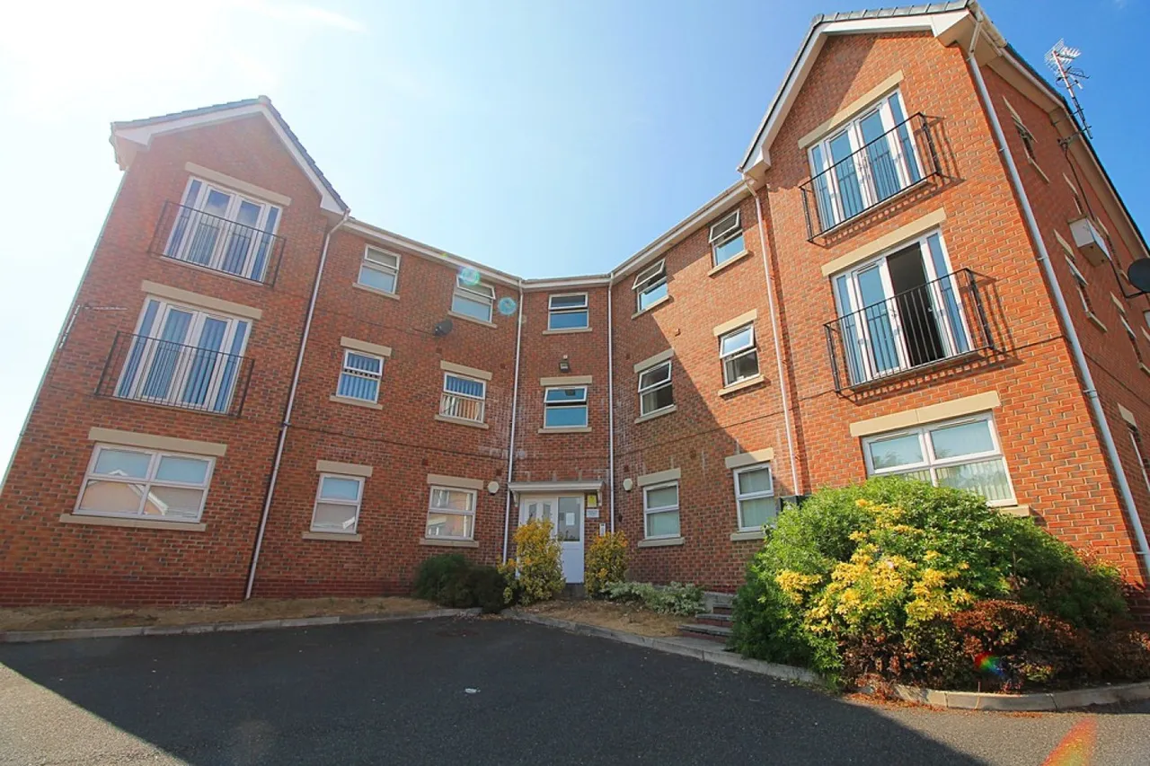 Plumpton Mews, Widnes, WA8, photo 2