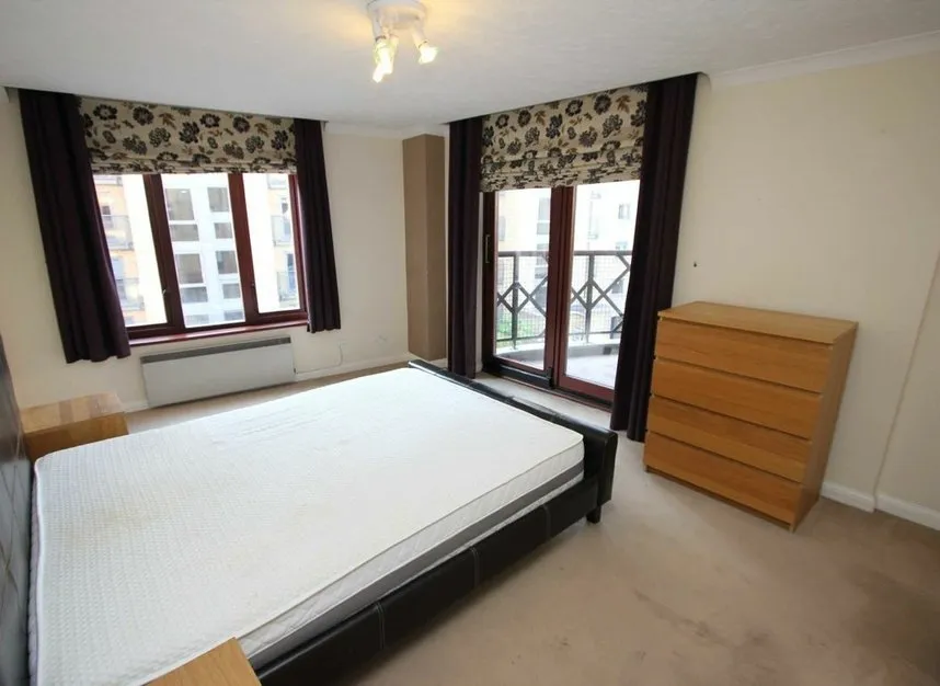 Knighten Street, Wapping, E1W, photo 4