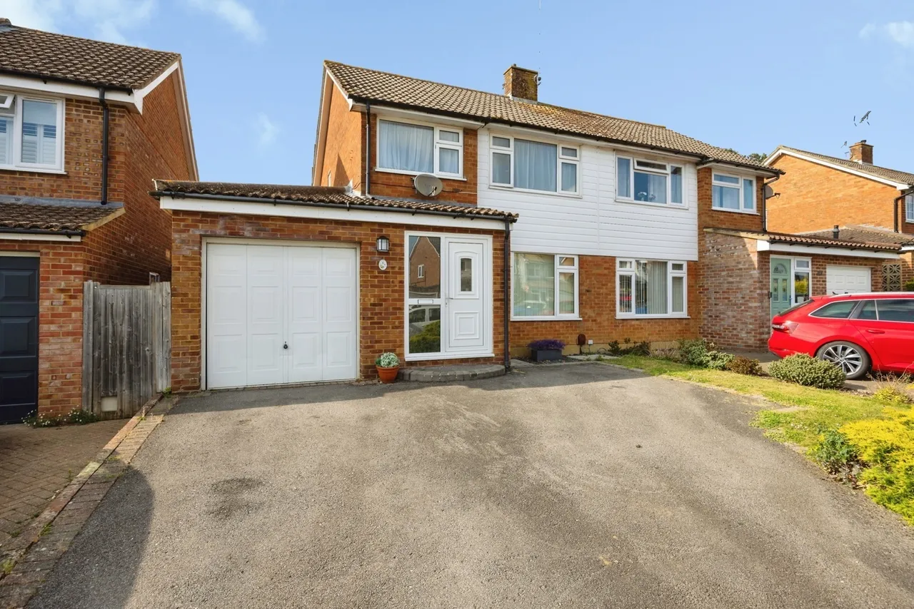 Miltons Crescent, Godalming, GU7, photo 4