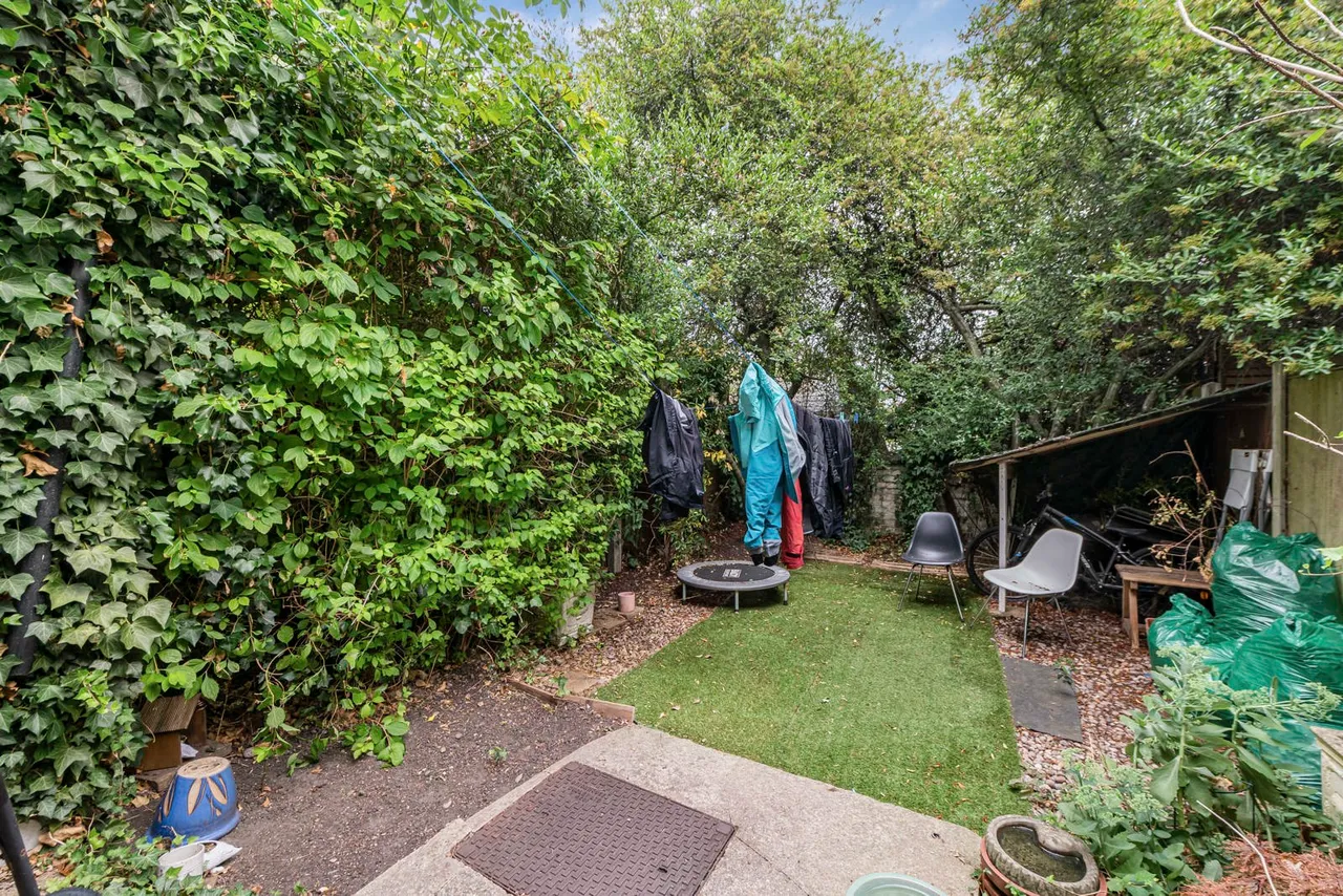 Tivoli Road, London, SE27, photo 12