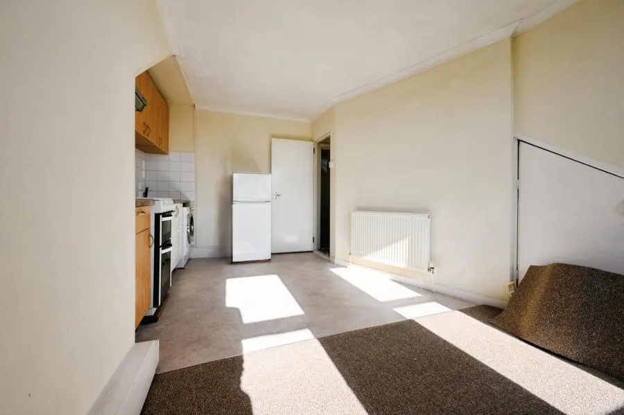 Victoria Road North, Southsea, PO5, photo 19