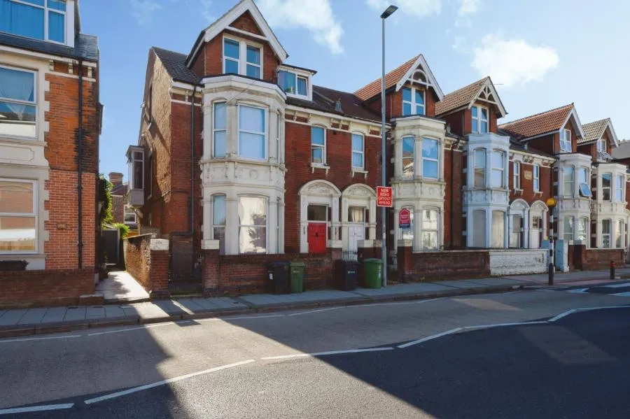 Victoria Road North, Southsea, PO5, photo 2