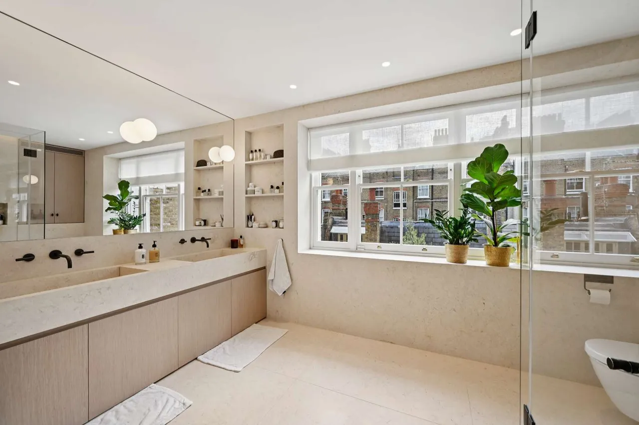 Nottingham Place, London, W1U, photo 10