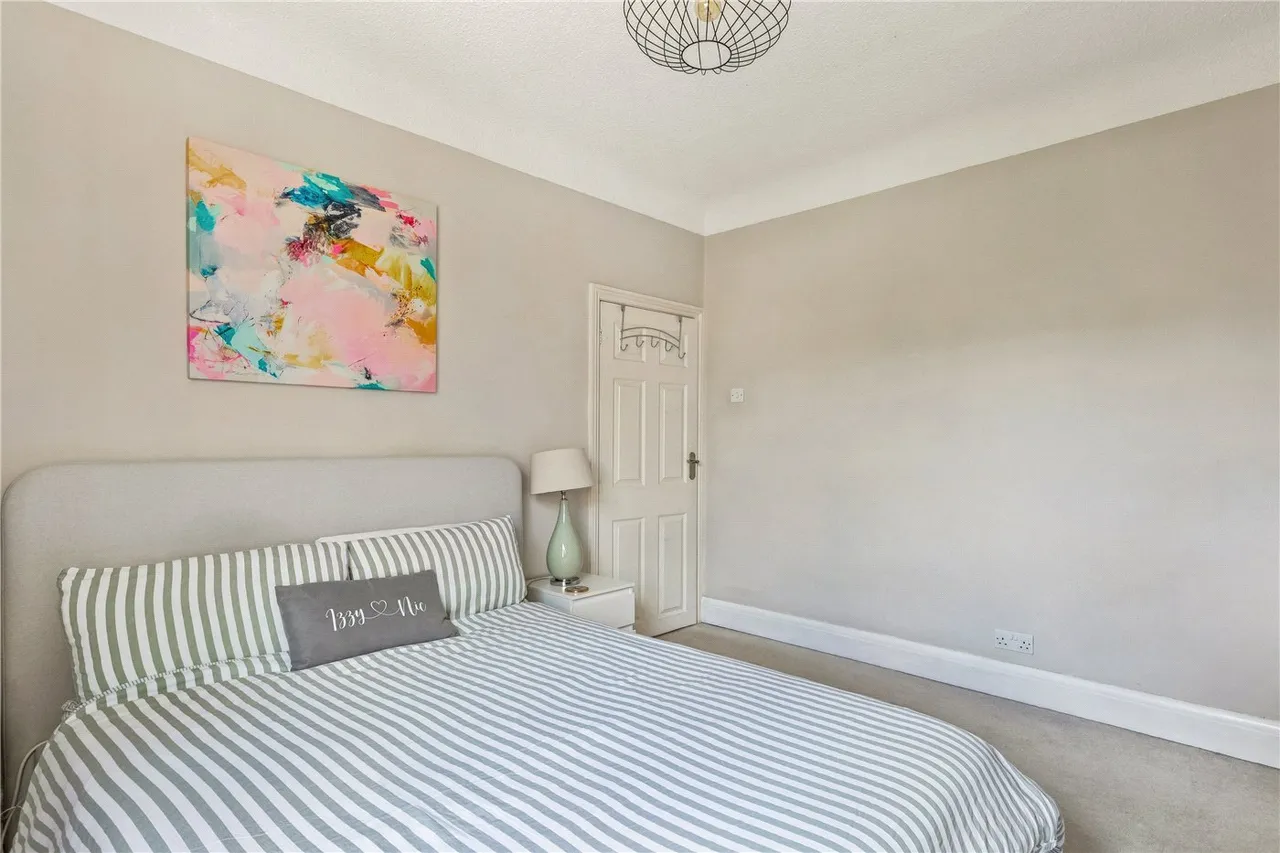 Khartoum Road, London, SW17, photo 5