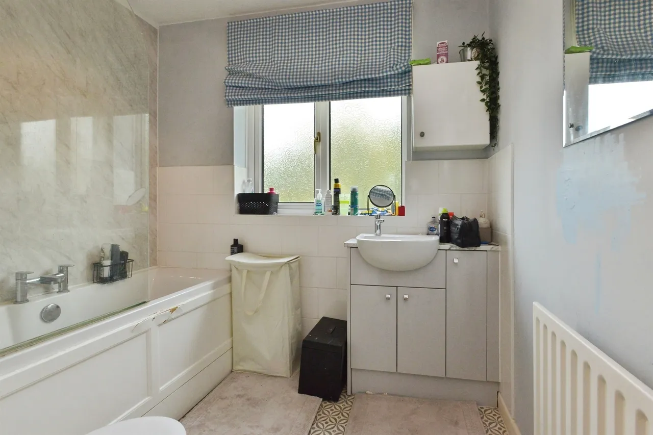 Church Street, New Bradwell, MK13, photo 9