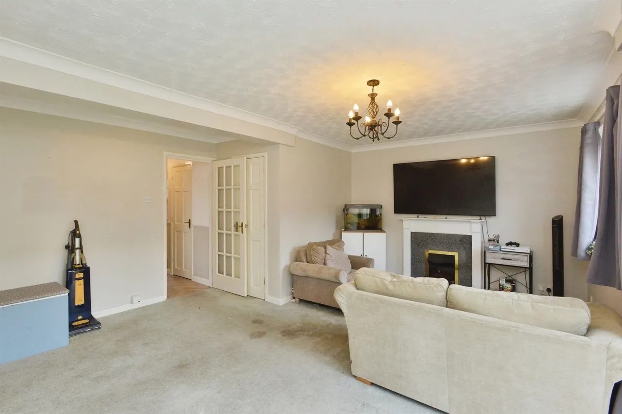 Church Street, New Bradwell, MK13, photo 4