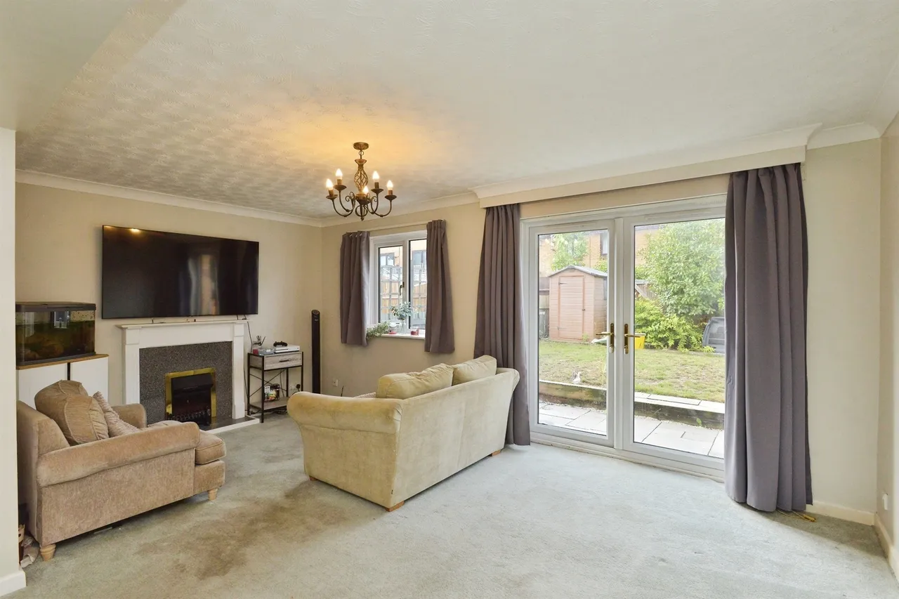 Church Street, New Bradwell, MK13, photo 3