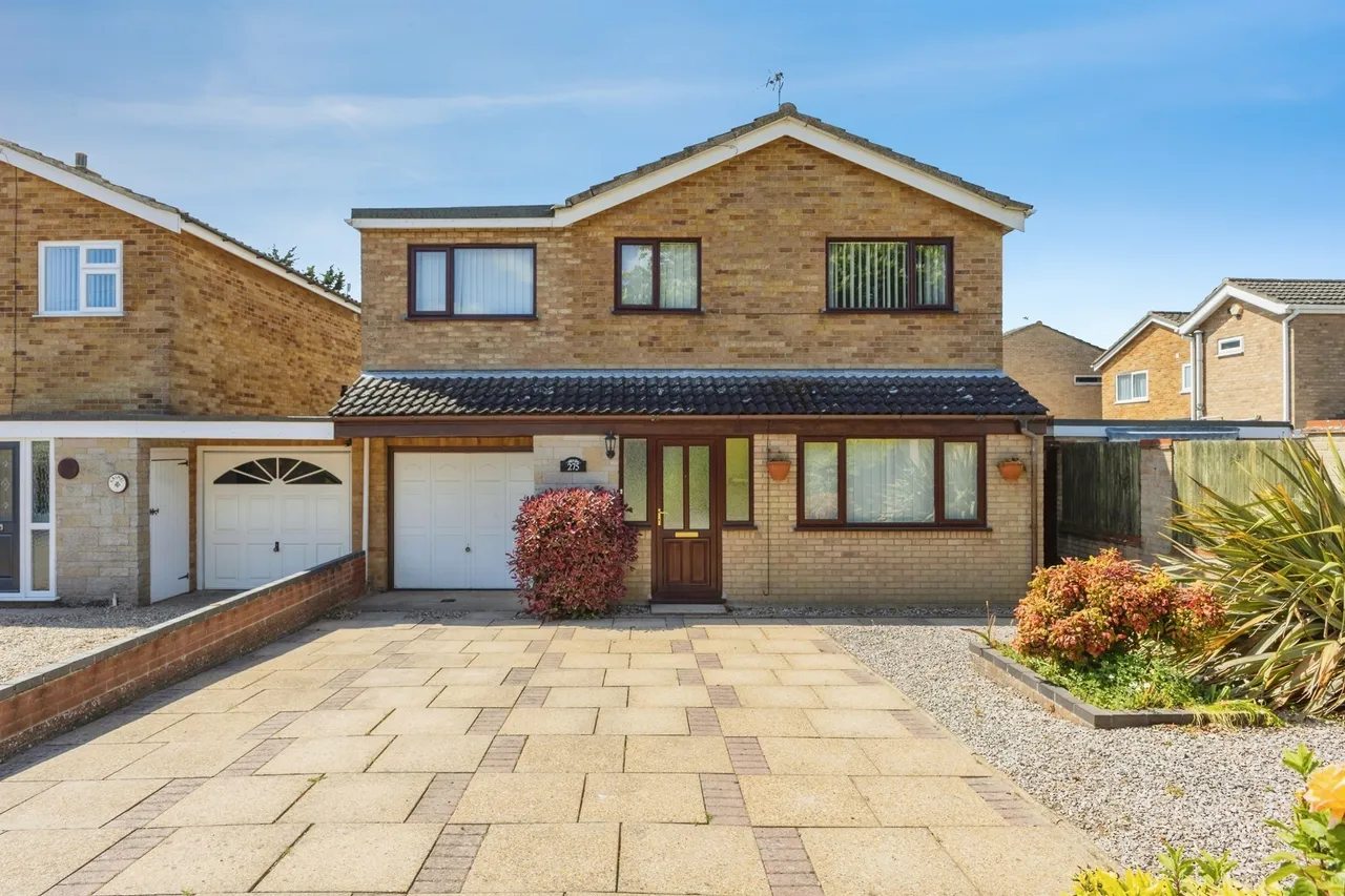 4 bed house for sale — Reepham Road, Norwich