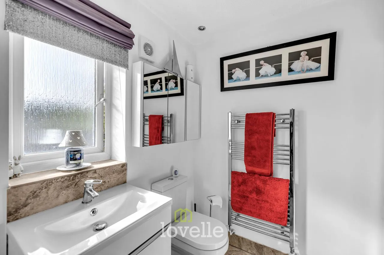 Cowslip Court, Healing, DN41, photo 24
