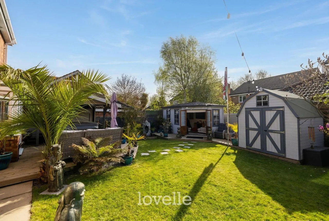 Cowslip Court, Healing, DN41, photo 4