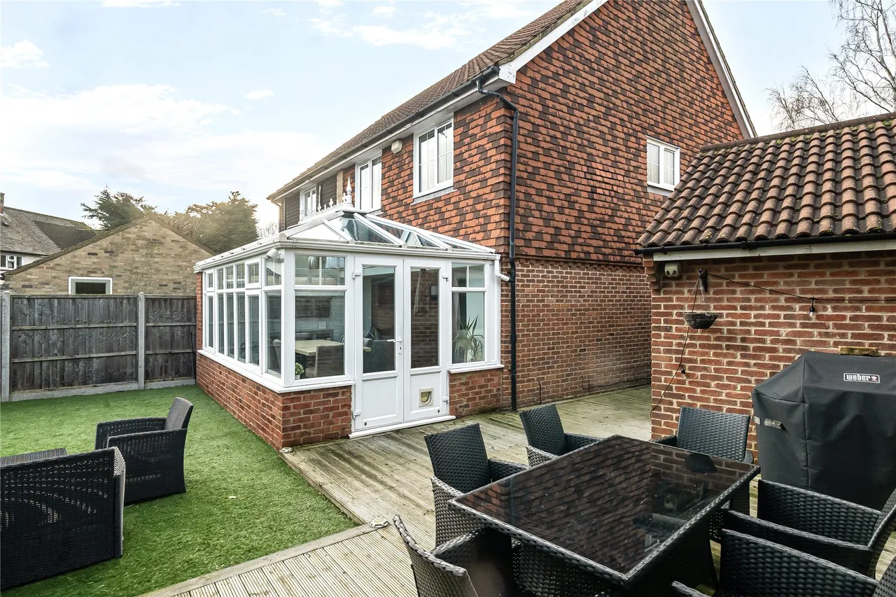 Willow Bank, Woking, GU22, photo 10