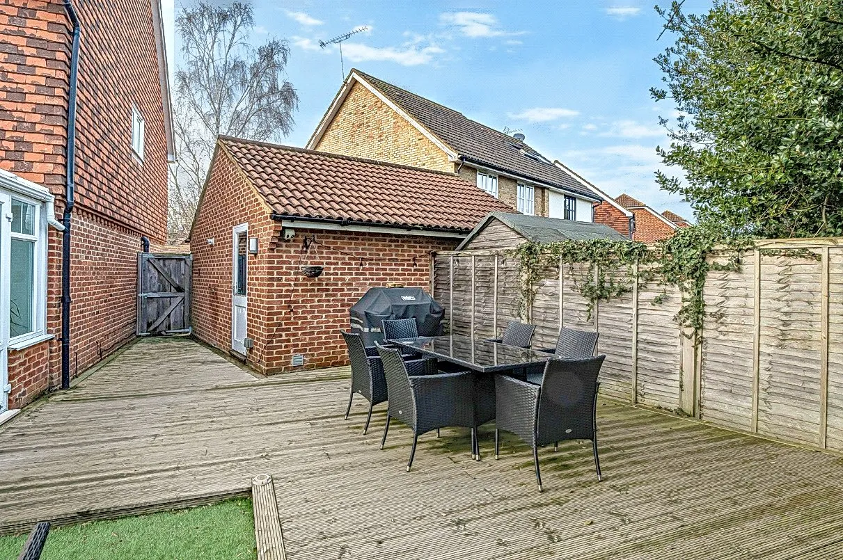 Willow Bank, Woking, GU22, photo 16