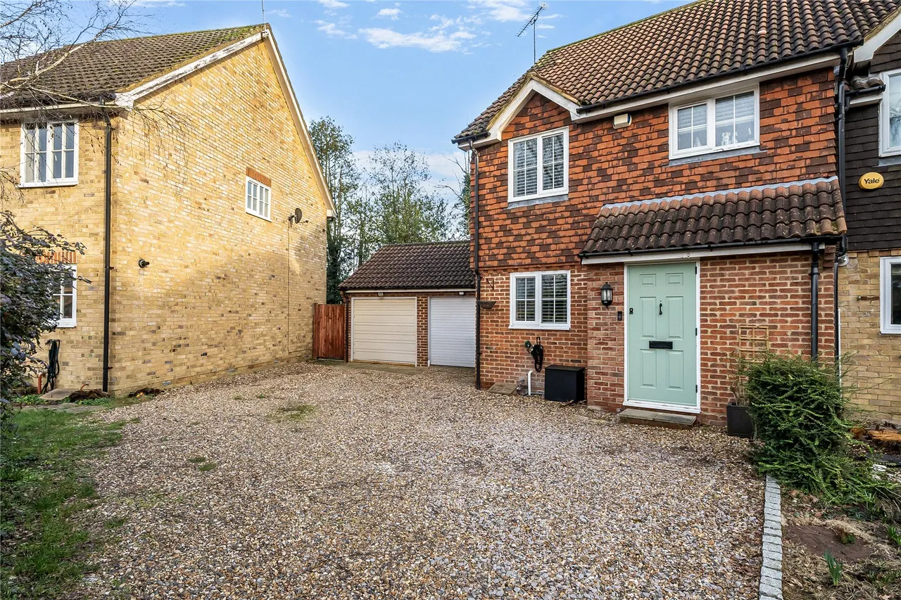 Willow Bank, Woking, GU22, photo 14
