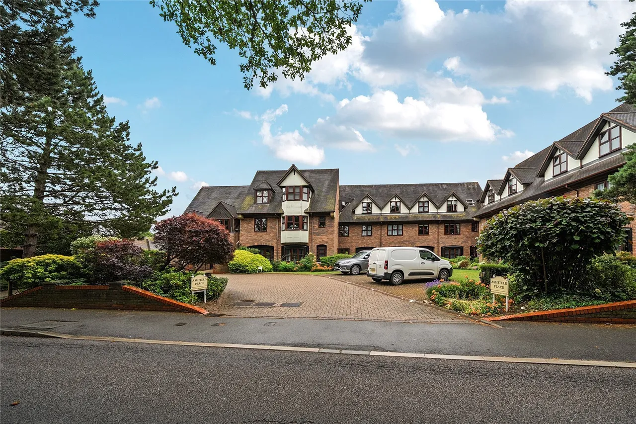 Ashfield Lane, Chislehurst, BR7, photo 16
