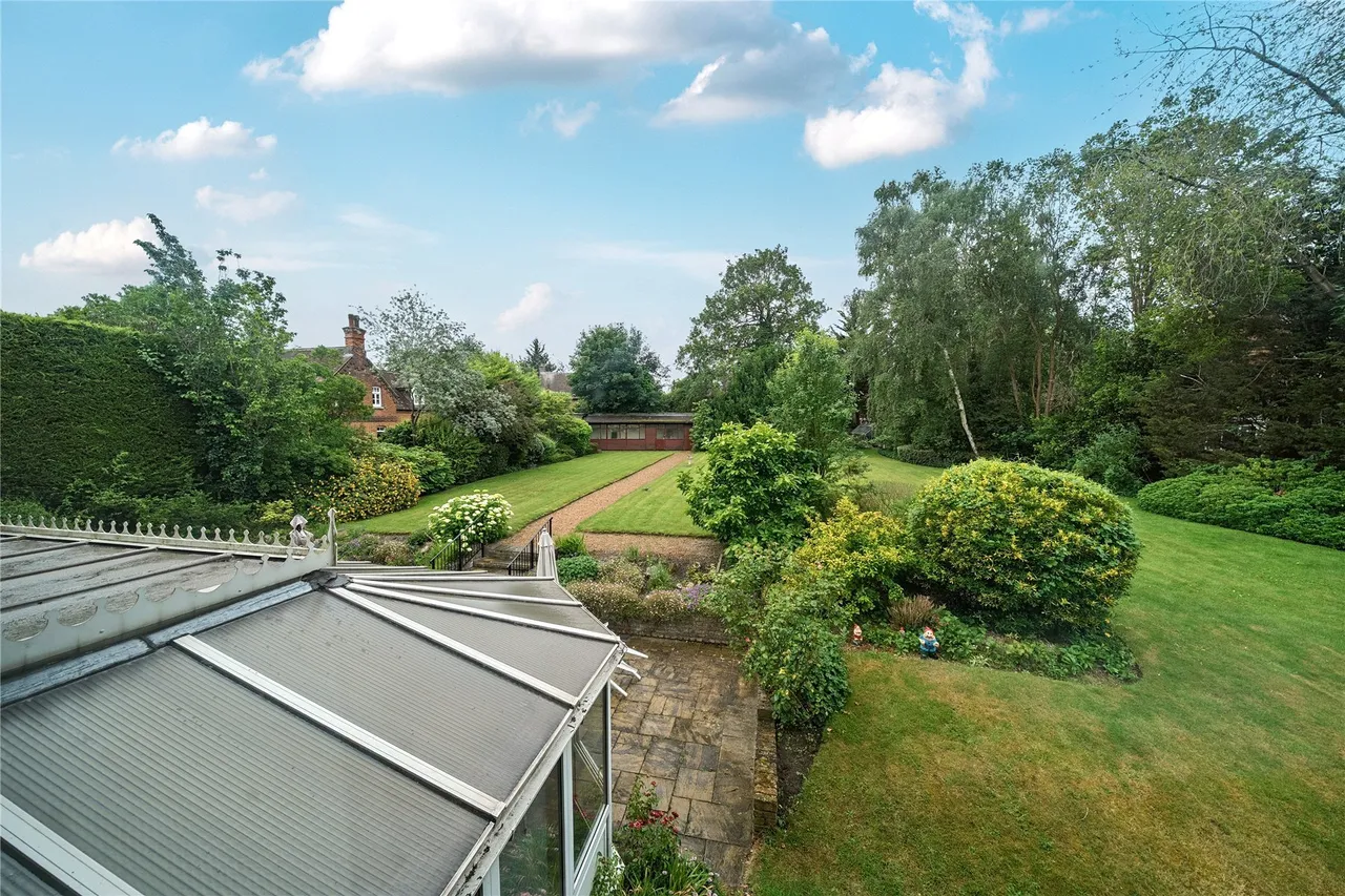 Ashfield Lane, Chislehurst, BR7, photo 4