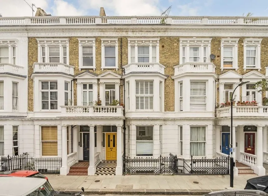 2 bed flat for sale — Perham Road, West Kensington, W14